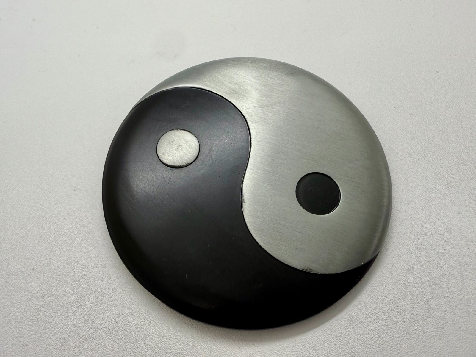 Yin Yang Symbol Chinese Philosophy Duality New Grey & Black Color Belt Buckle