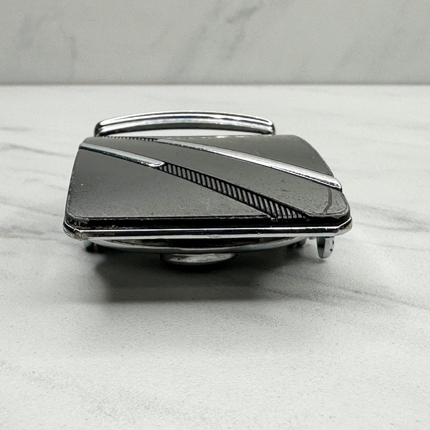 Black Silver Tone Diagonal Stripe Ratchet Belt Buckle