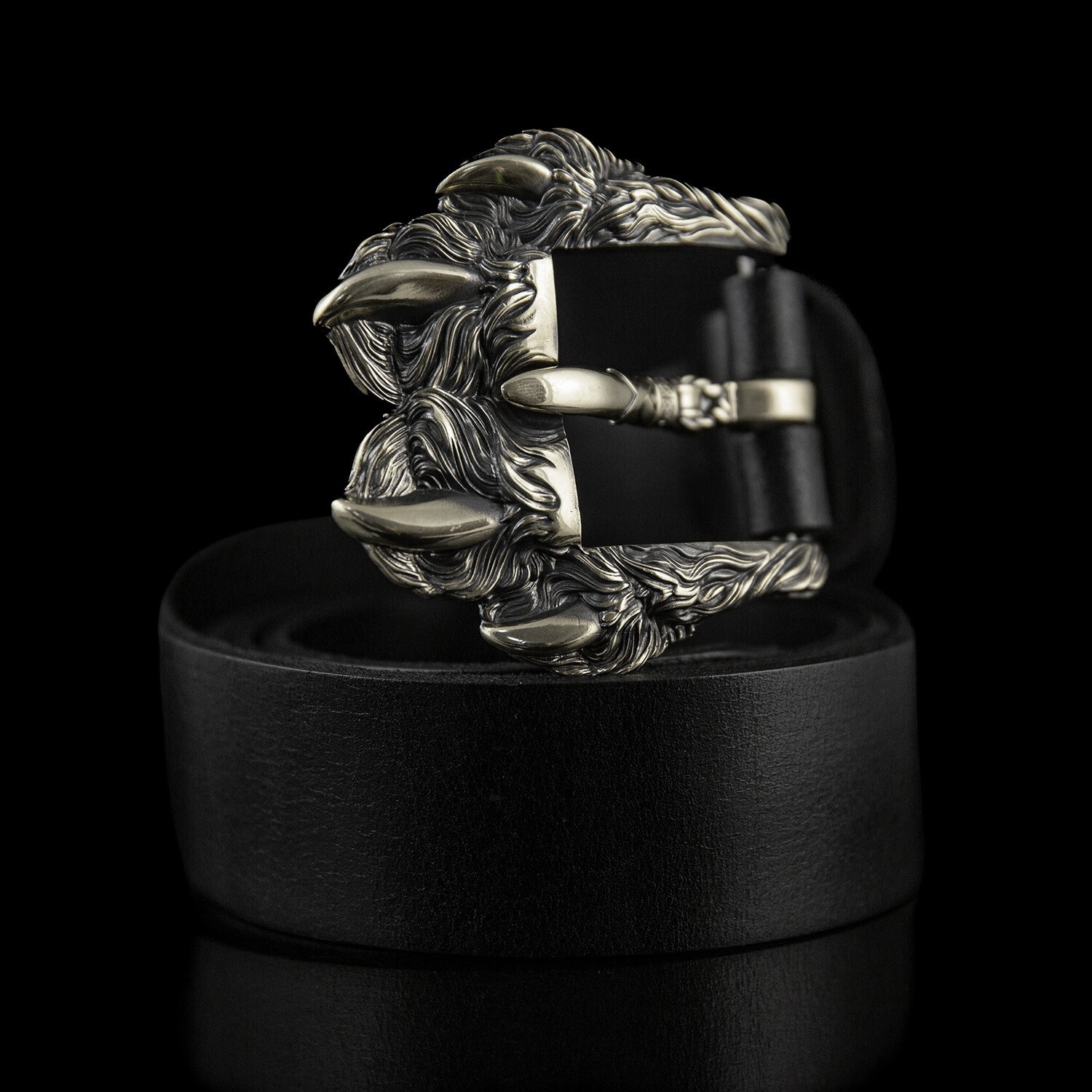 German silver belt buckle Wolf&rsquo;s Paw, wolf paw with claws, beast claws buckle