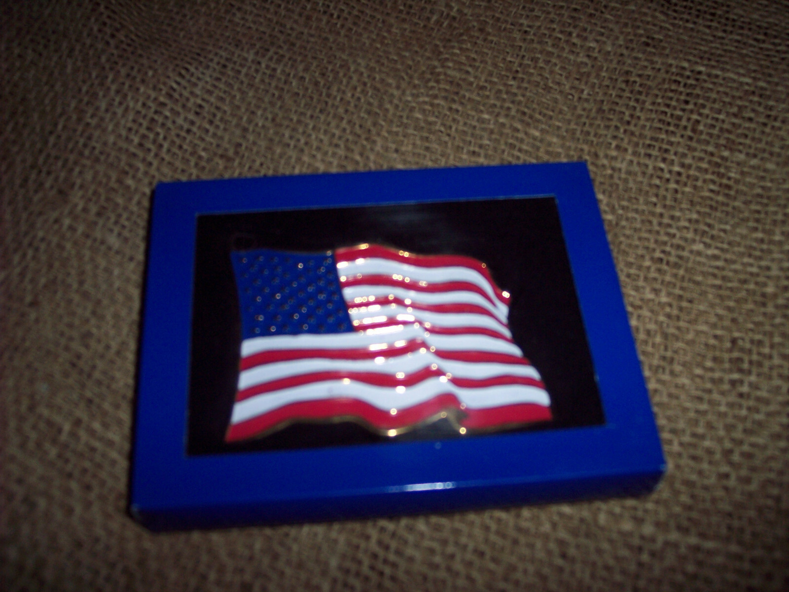 FLAG USA BELT BUCKLE 3&Prime; X 2&Prime; NIB FREE S/H MADE IN USA
