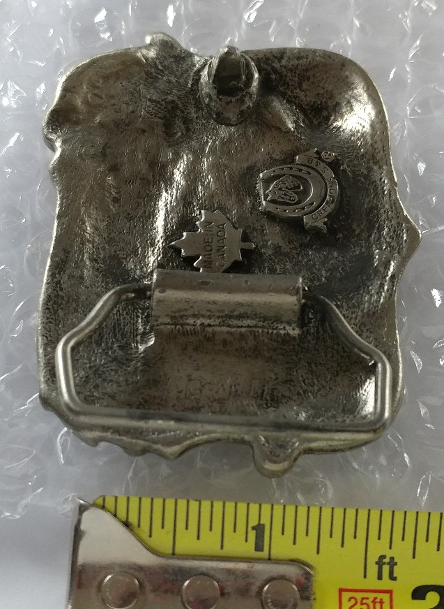 COUNTRY MUSIC STARS BANJO GUITAR FIDDLE BELT BUCKLE MADE IN CANADA