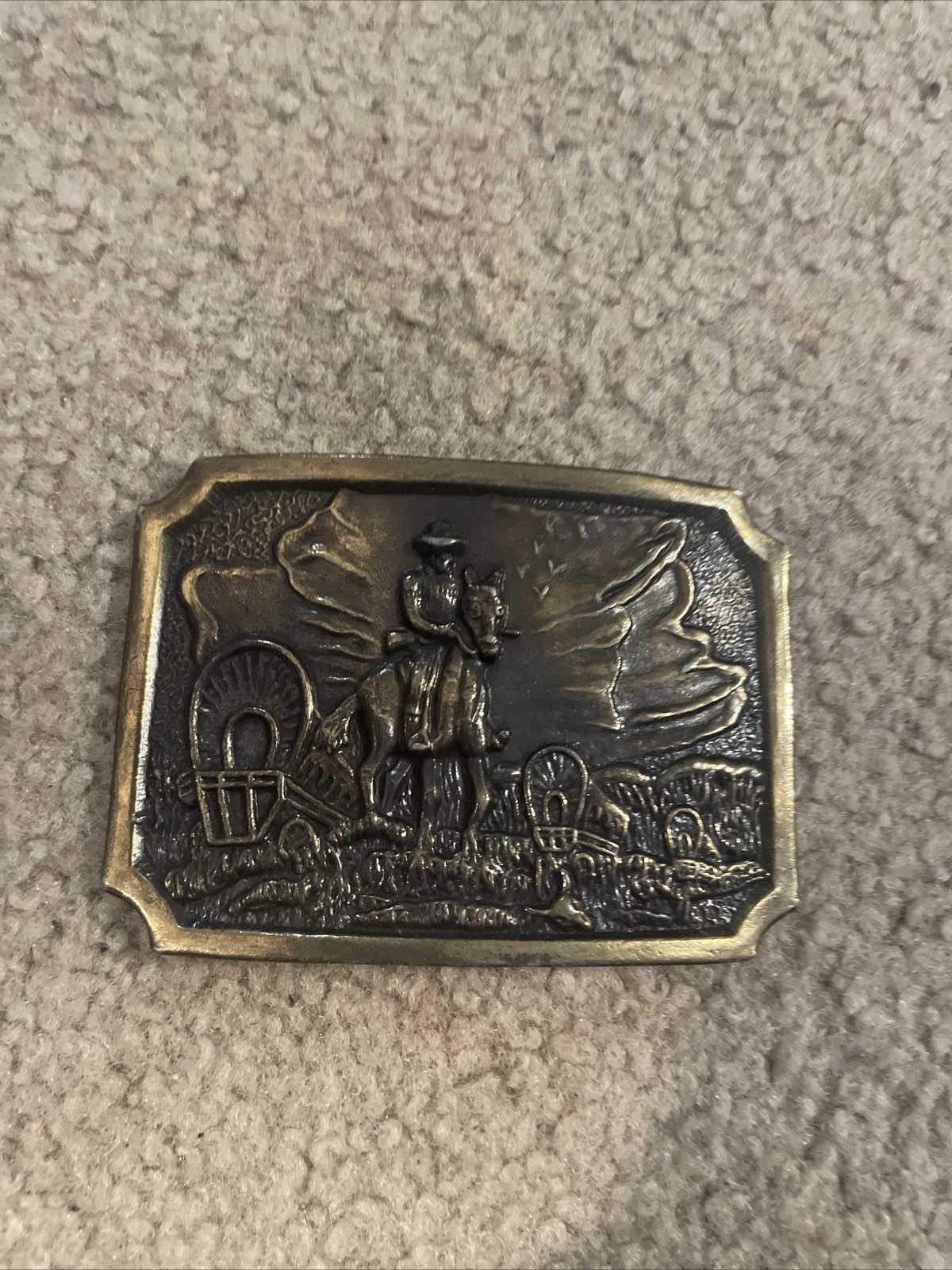 Vintage1970’s Brass Cowboy Western Covered Wagon Caravan Belt Buckle