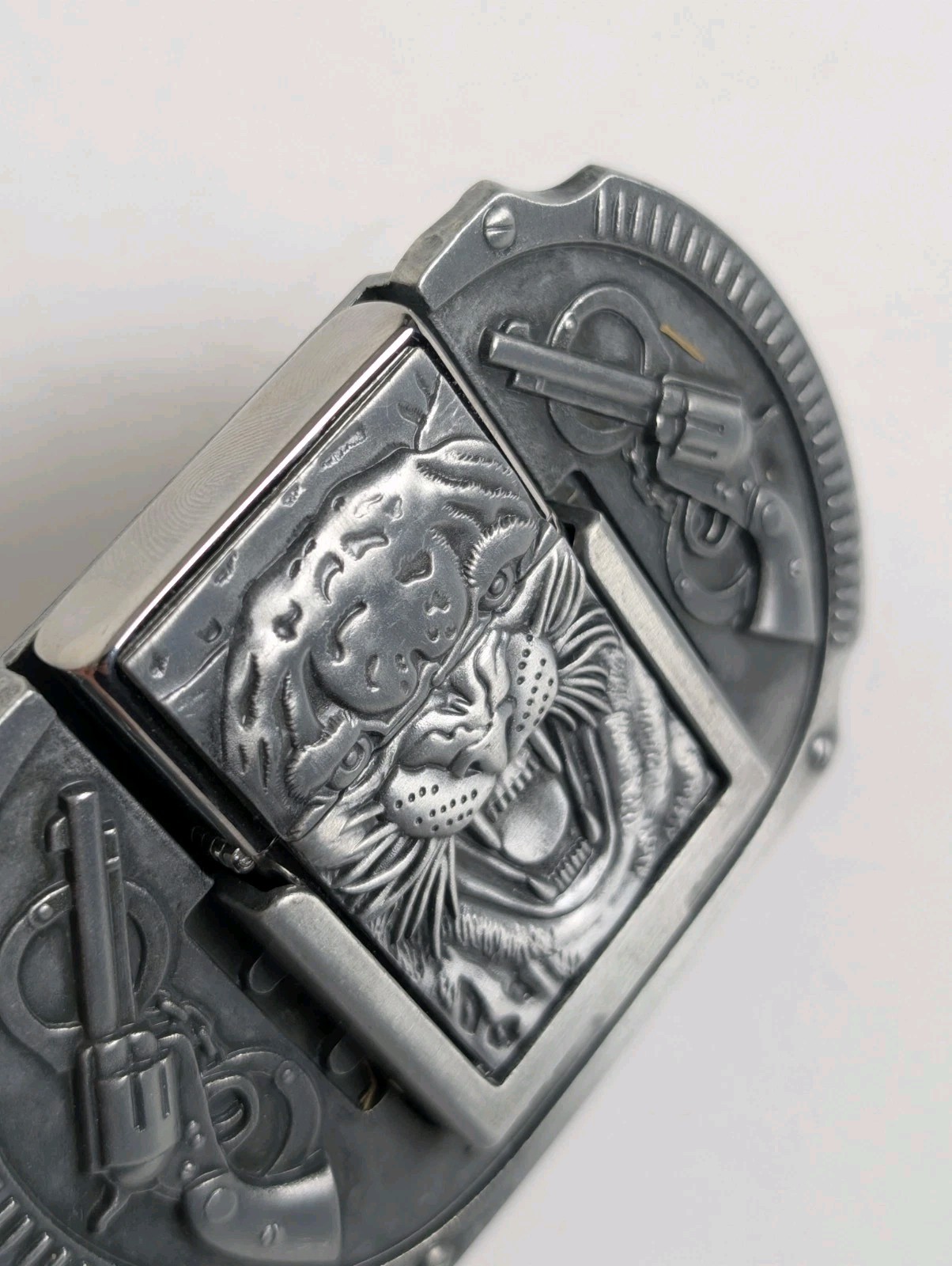 Zorro Brass Tiger Lighter Belt Buckle Western Revolvers Handcuffs New