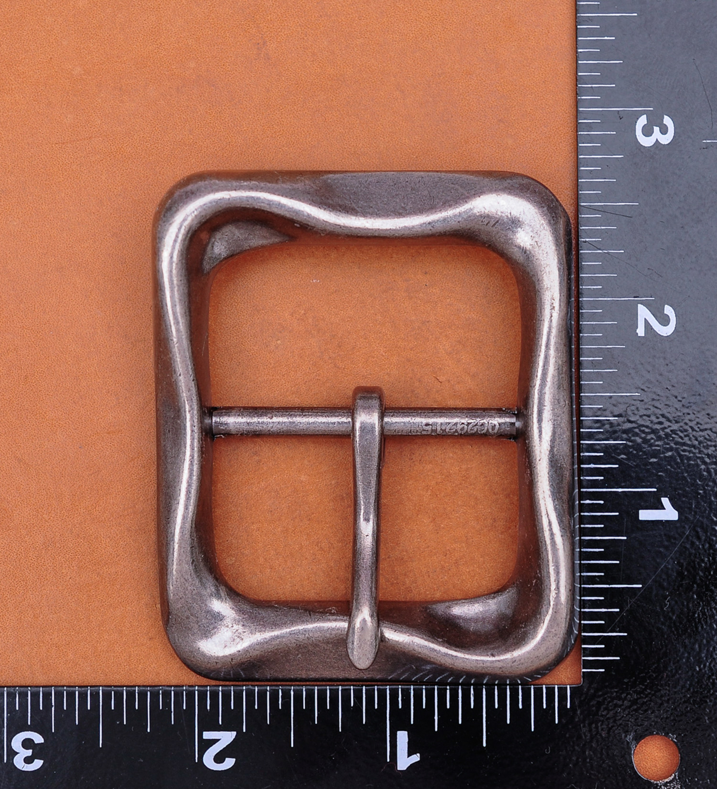 Personalized Novelty Heavy Strong Bike Men Retro Center Bar Pin Belt Buckle 40mm
