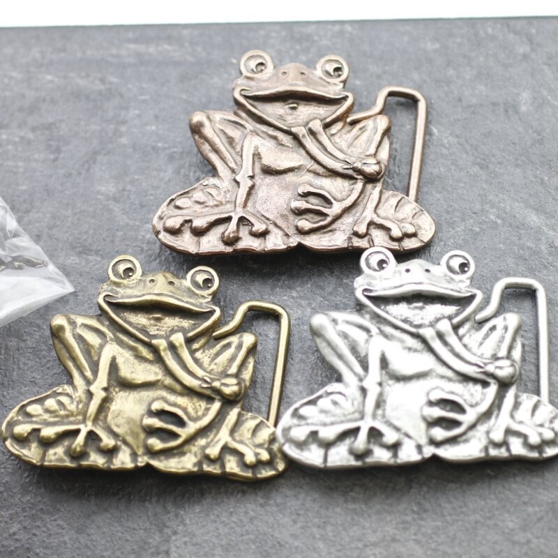 Charming Frog Belt Buckle in Antique Copper with Rustic Character