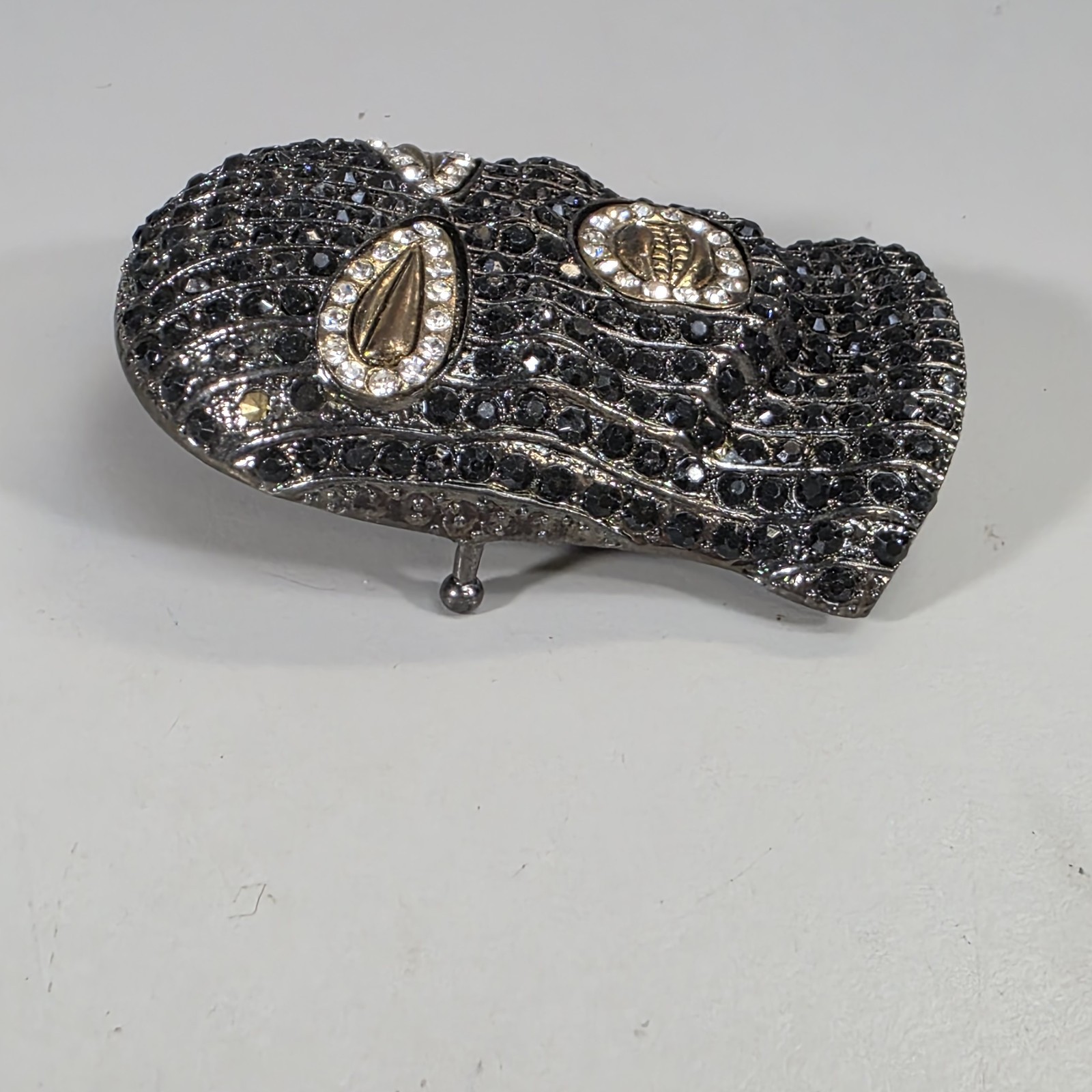 Men&rsquo;s Hip Hop Gun Metal Black Goon Mask Belt Buckle Rhinestones