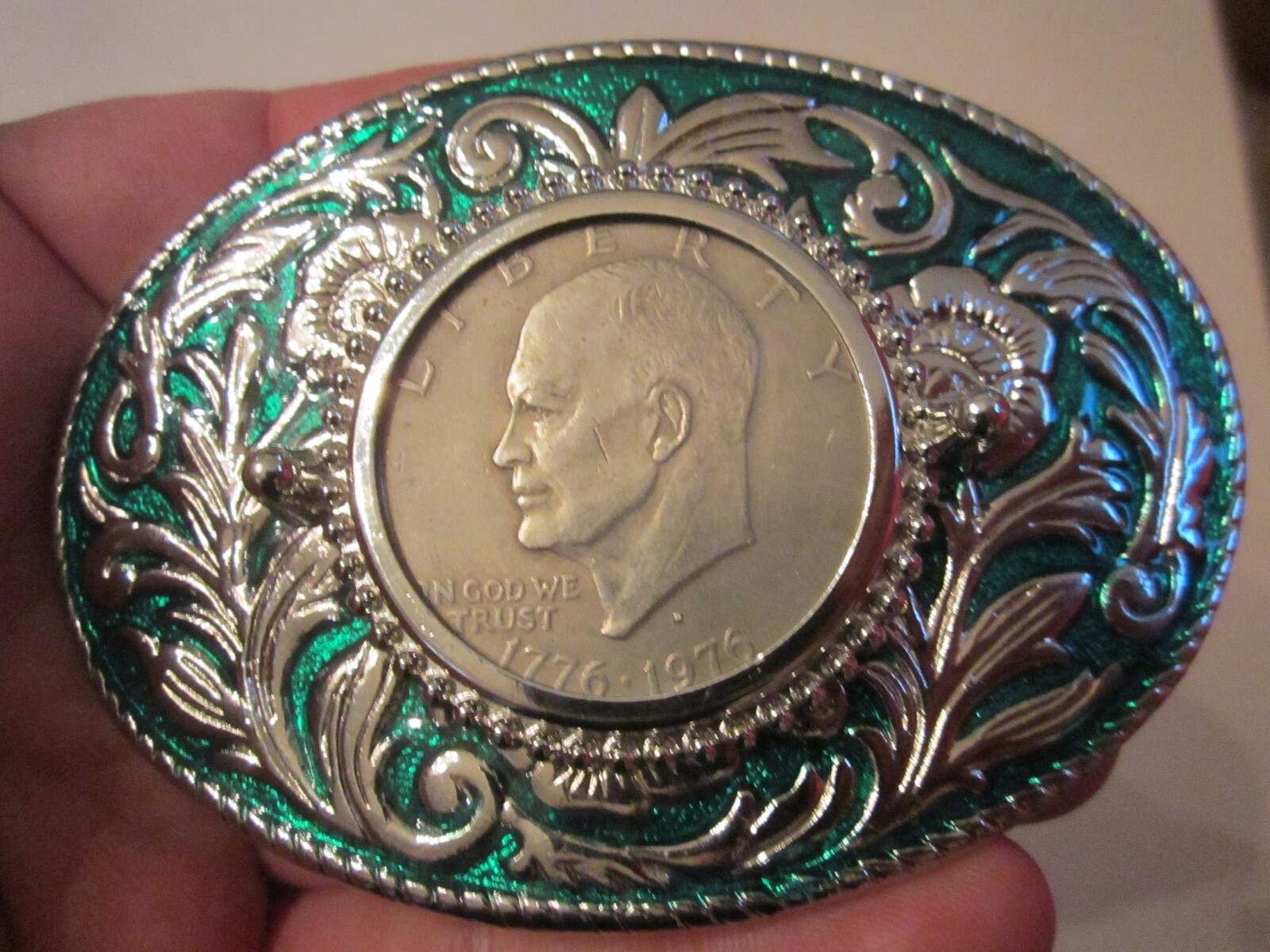 1976 BICENTENNIAL LIBERTY SILVER DOLLAR COIN BELT BUCKLE – GW-12