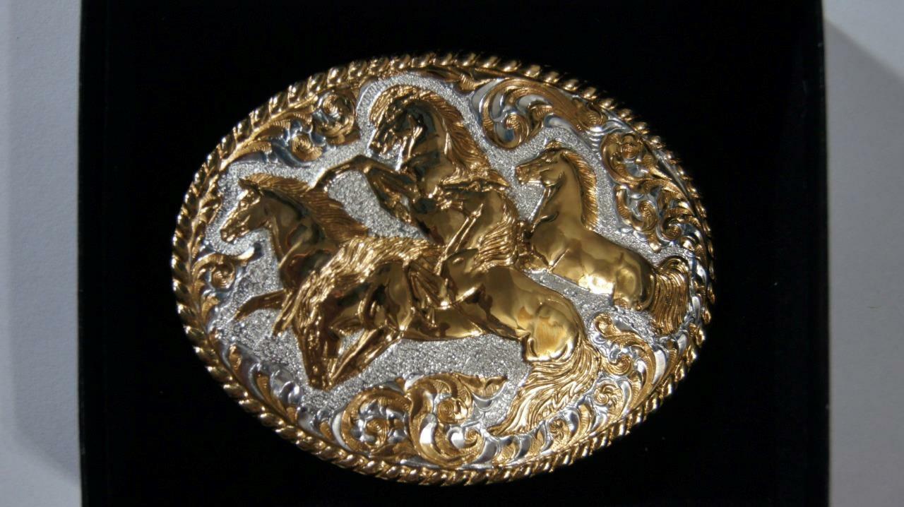 CRUMRINE WESTERN BELT BUCKLE WILD HORSES OVAL GOLD SILVER C08700