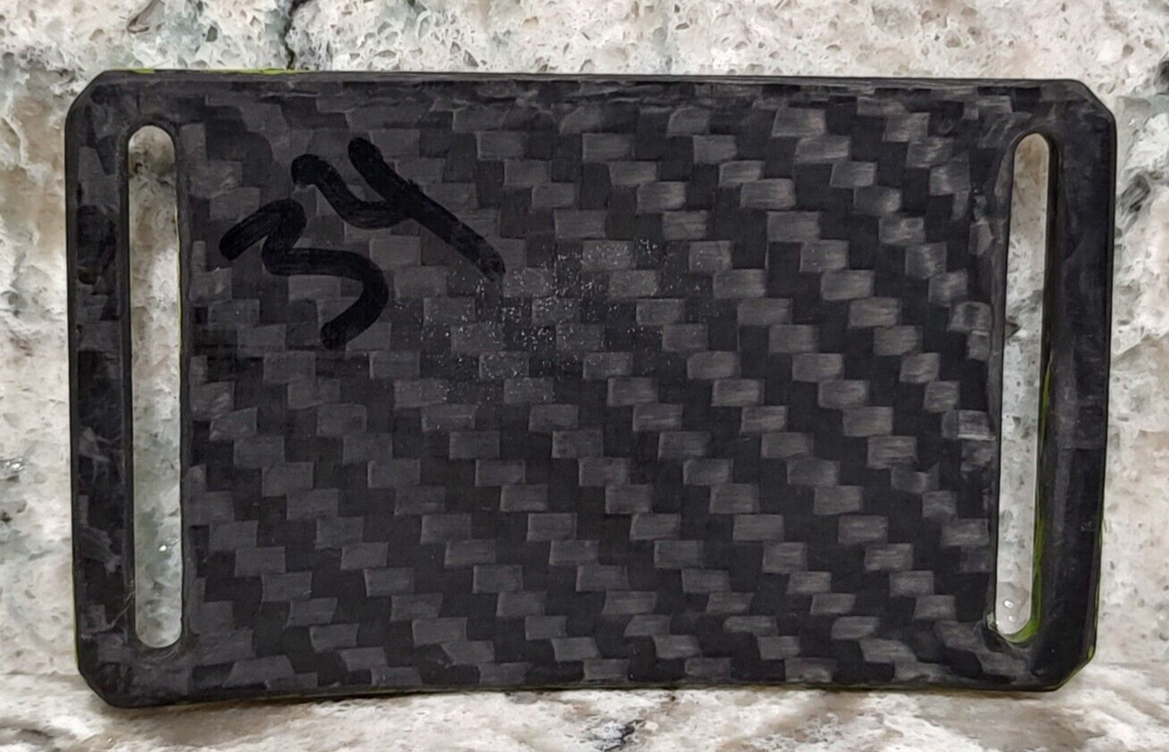GRIP6 BELT BUCKLE – DARK MATTER CARBON FIBER with YELLOW – 1.5 INCH WIDE