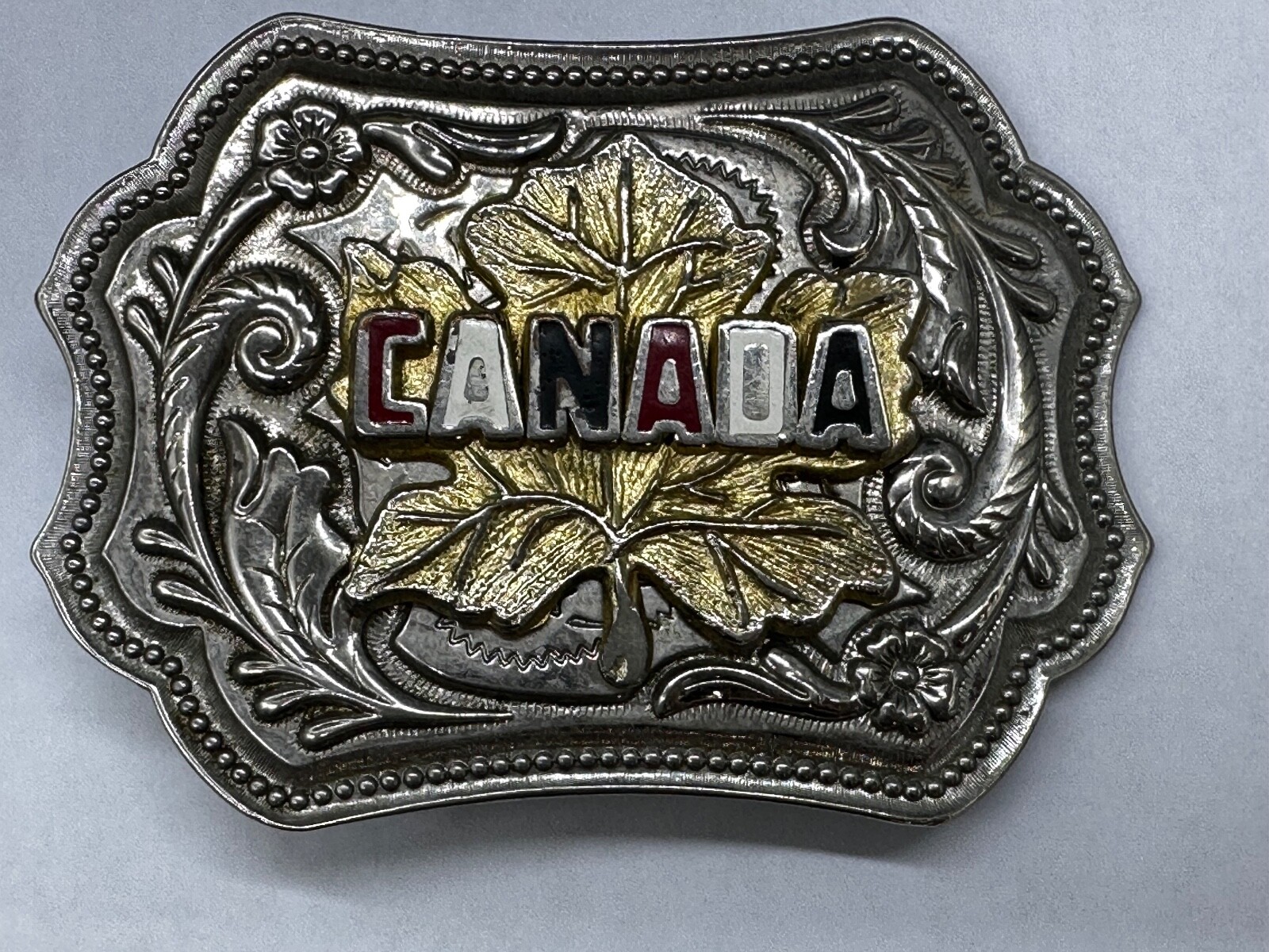 ESTATE SILVER TONE BELT BUCKLE CANADA MAPLE LEAF FLORAL MEN WOMEN UNISEX