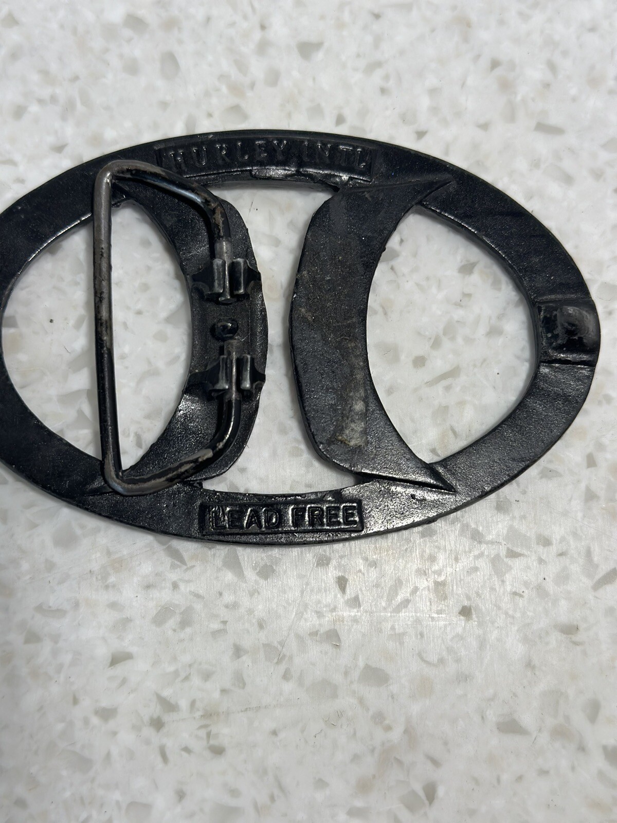 HURLEY Intl Clothing Co Vintage metal cut out logo Belt Buckle , Lead Free!