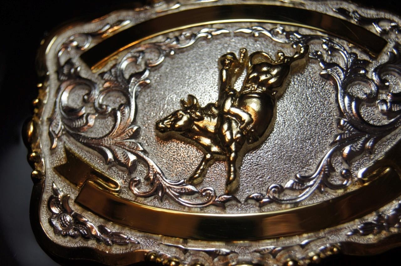 Crumrine M&F Western Lightning Ridge Western Belt Buckle Bull Rider Trophy 38472