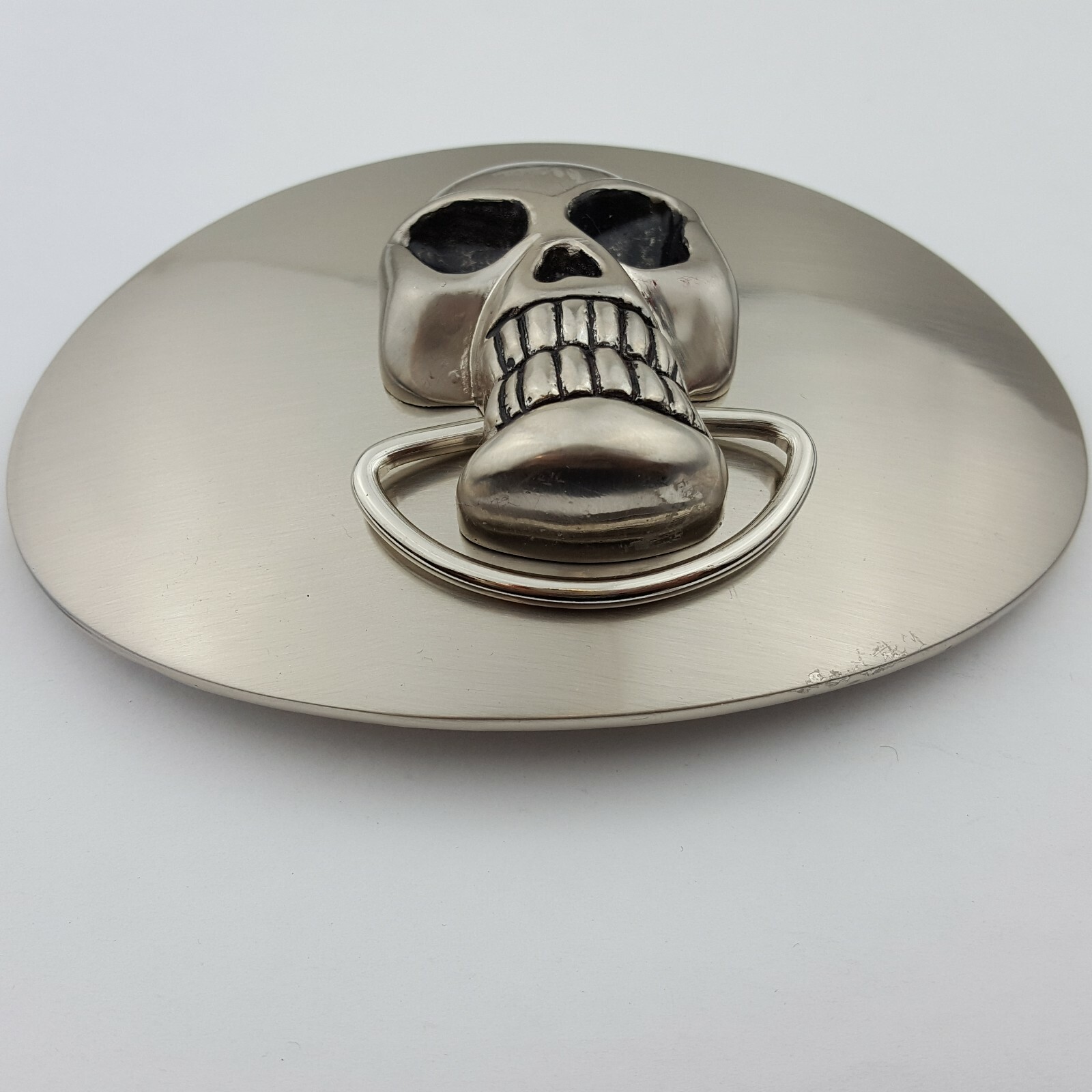 Auction for Big Alien Skull Silver Oval Buckle