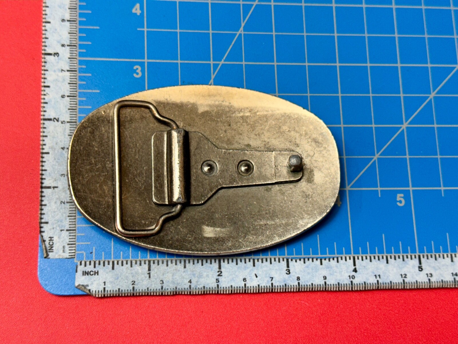 Manchester Ltd Lions Crest Clothing Company Silver Color Metal Belt Buckle