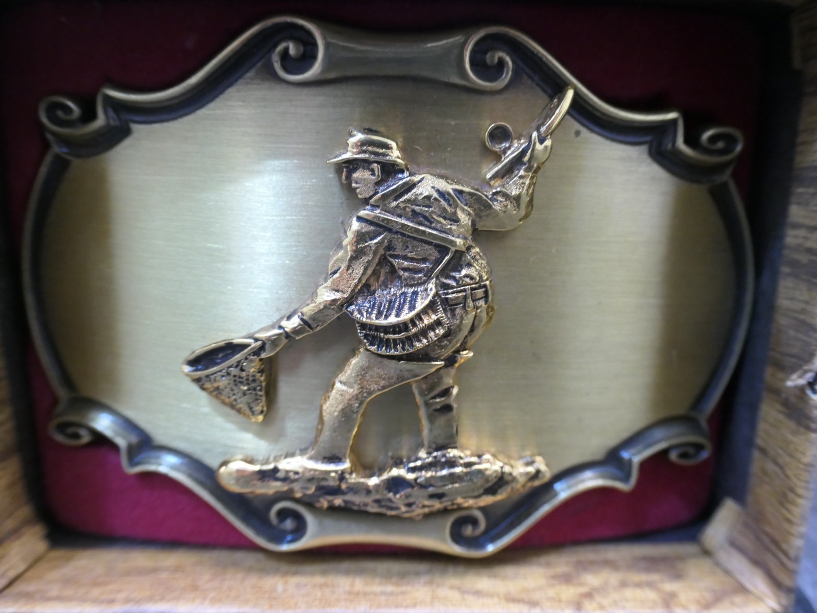 Vintage 1980 Raintree 24K Gold Overlay Fisherman 3.5&Prime; Belt Buckle