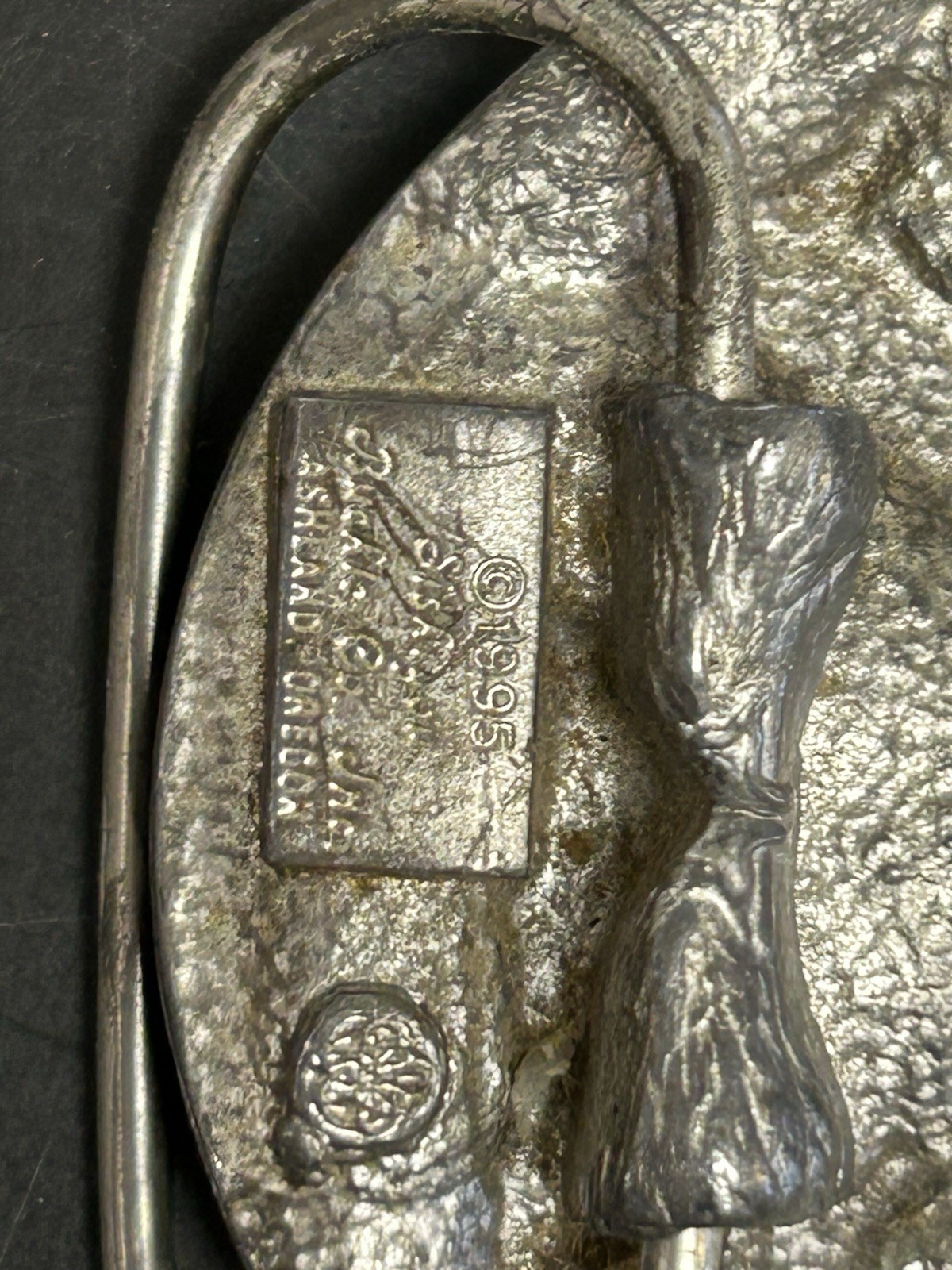 SISKIYOU A2 1995 Flying Eagle and Eagle Feathers Pewter Belt Buckle (O07)