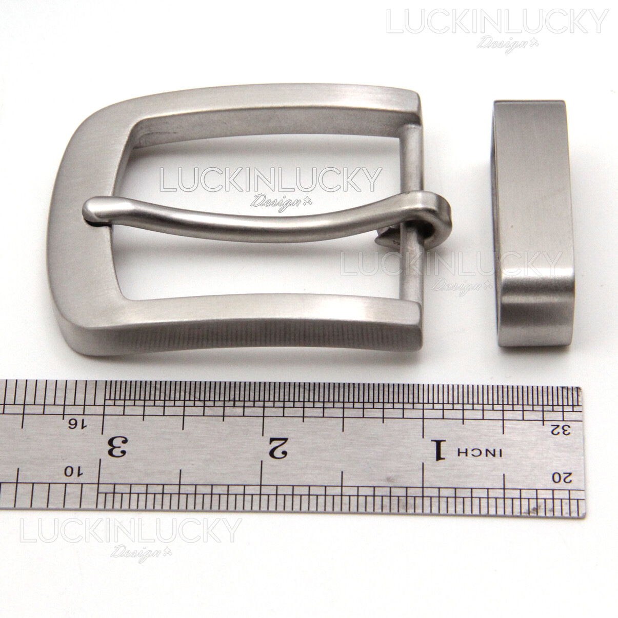 1 1/2&Prime; (38mm) width belt Leather – 39mm inner Max width; Recommended
