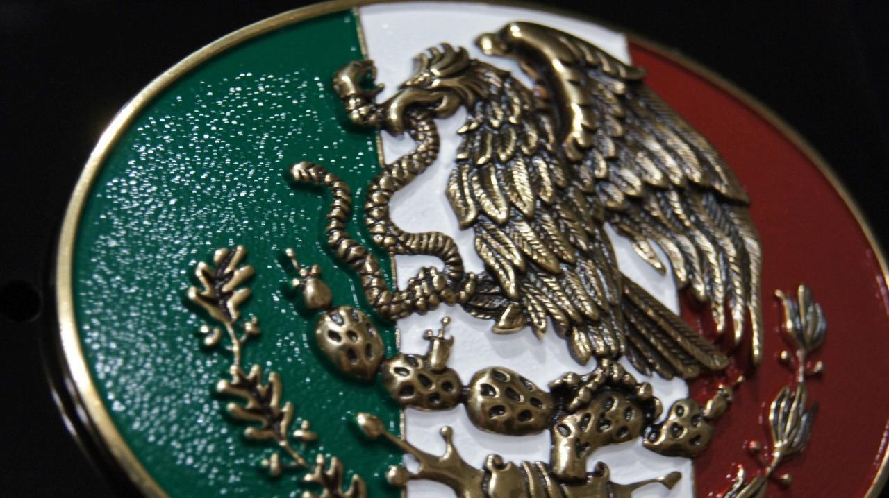 Ariat Western Belt Buckle Oval Mexico Flag Eagle Multicolor A37013