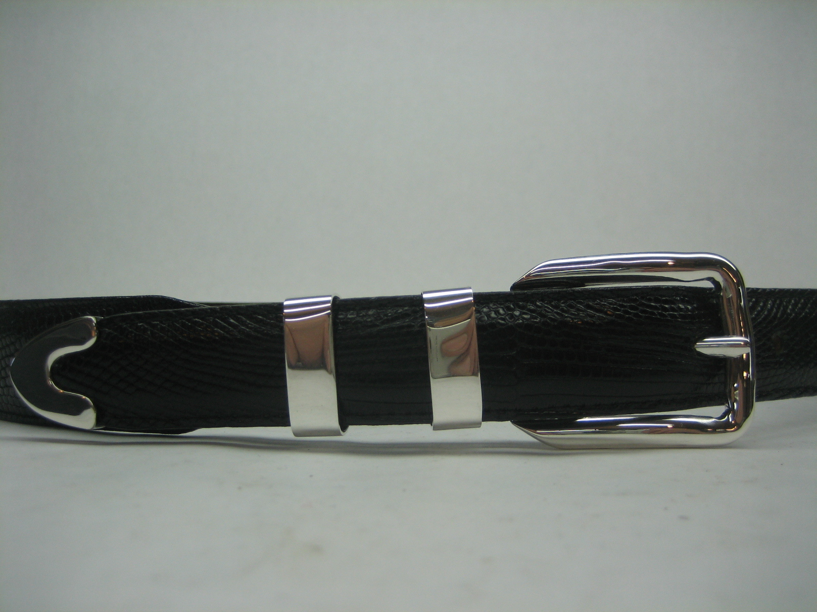 Genuine lizard belt size&rsquo;s 26 to 46.w/ sterling silver 925 buckle 4 pc set U.S.A