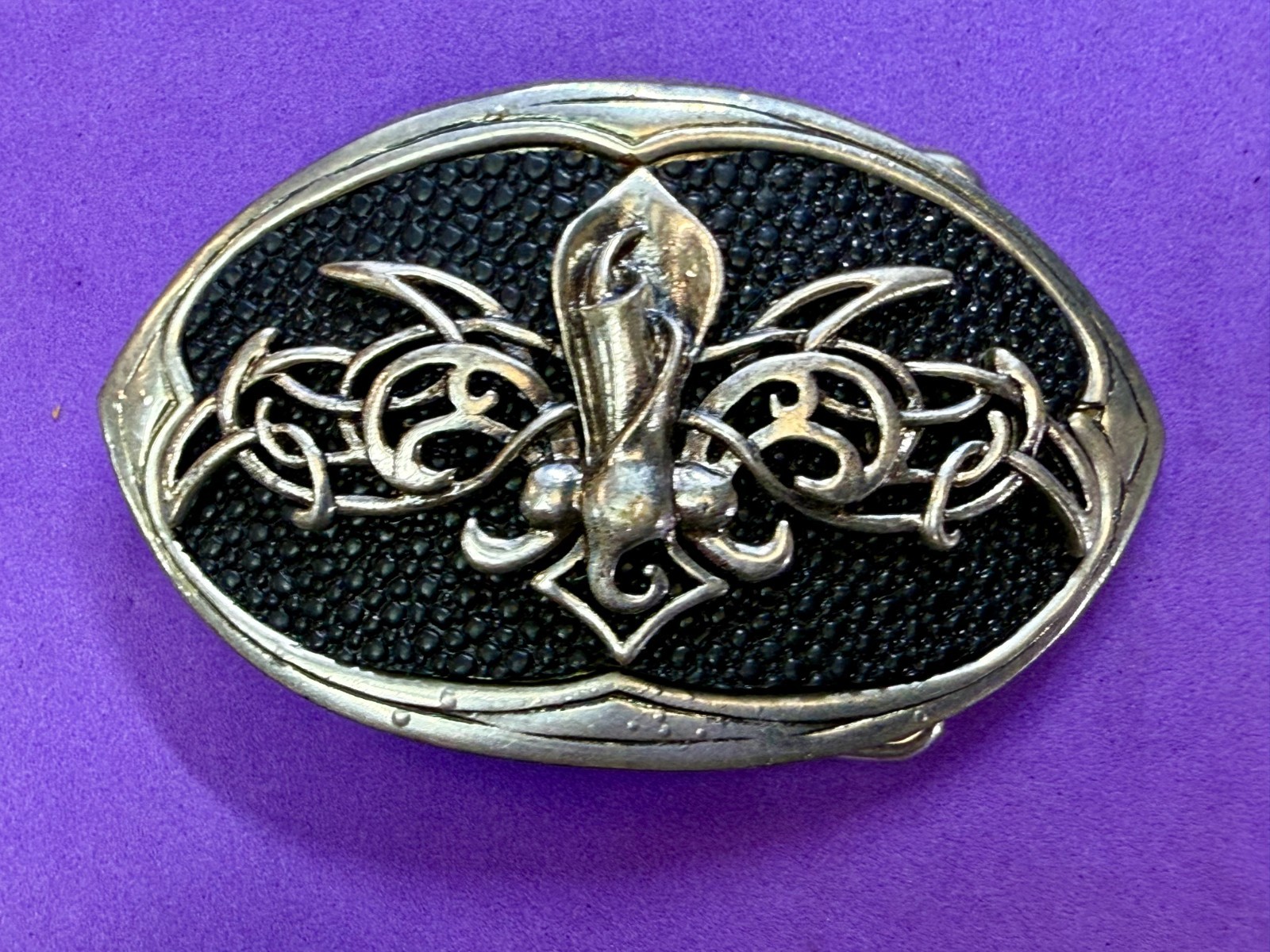Celtic Knot Fleur De Lis Symbol Gothic Punk Vibe Black Silver Color Belt Buckle