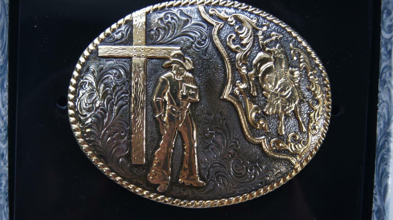 Crumrine Western Oval Roped Edge Buckle with Bull Rider & Cross C15102