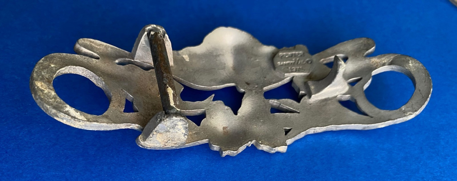 Vintage 1971 Pewter Art Deco Nouveau Face Peace Hippy Love Belt Buckle