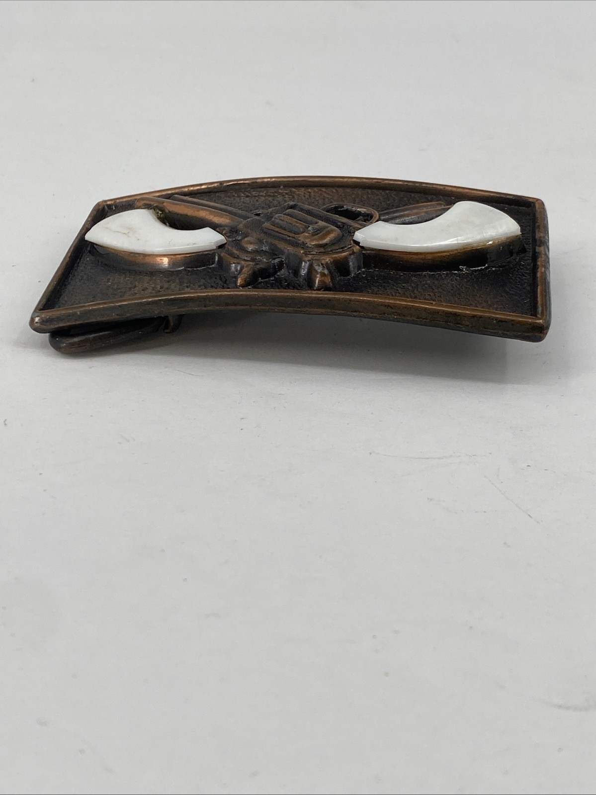 Copper Color Western 3&Prime; Belt Buckle Revolver Guns Rodeo Cowboy Cowgirl Unisex
