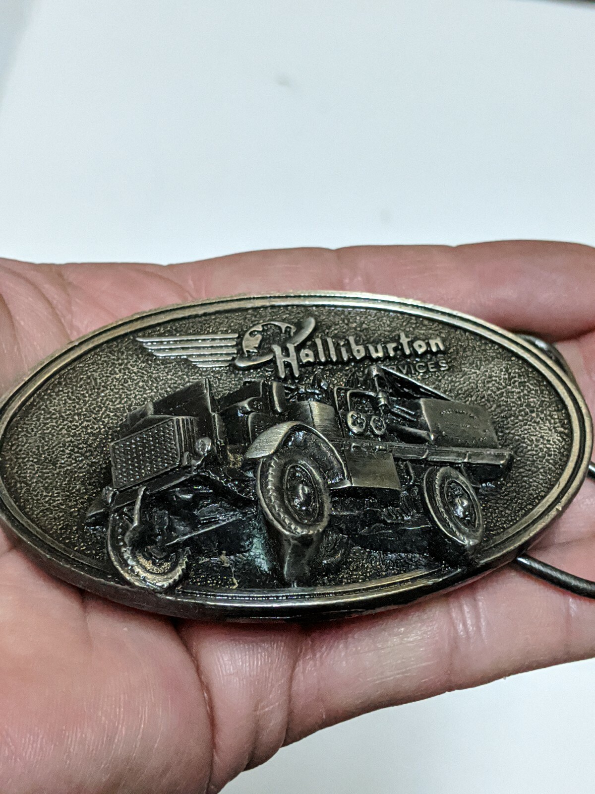 Oil And Gas Halliburton Services Belt Buckle 1916 Oil Pumper Flying H Roughneck