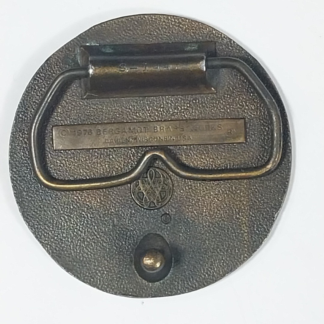 Bergamot Brass Belt Buckle 1976 Scenic Fisherman Scene VTG Fits 1 3/4” Belt