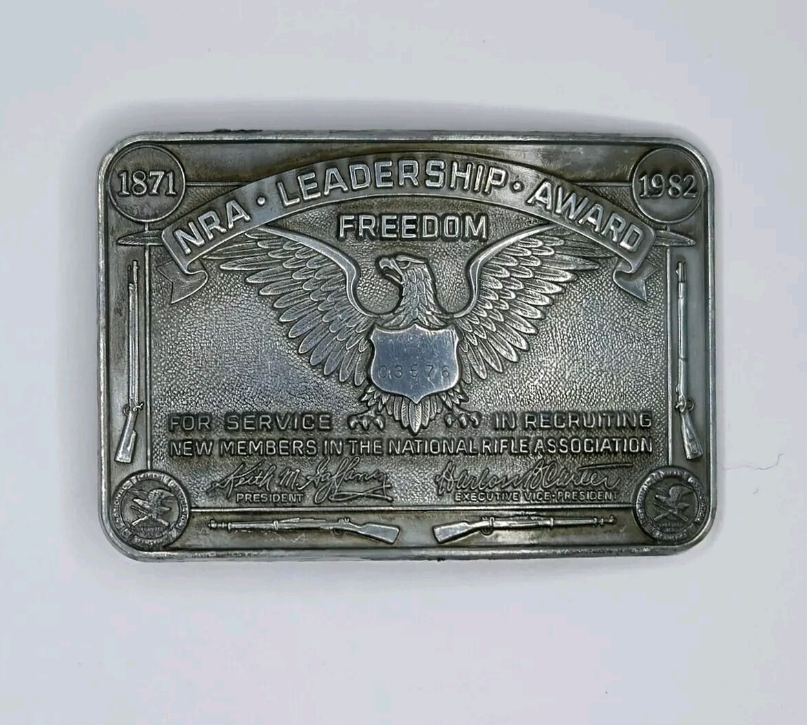 1982 Vintage NRA Belt Buckle Leadership Award For Recruiting Members Western Gun
