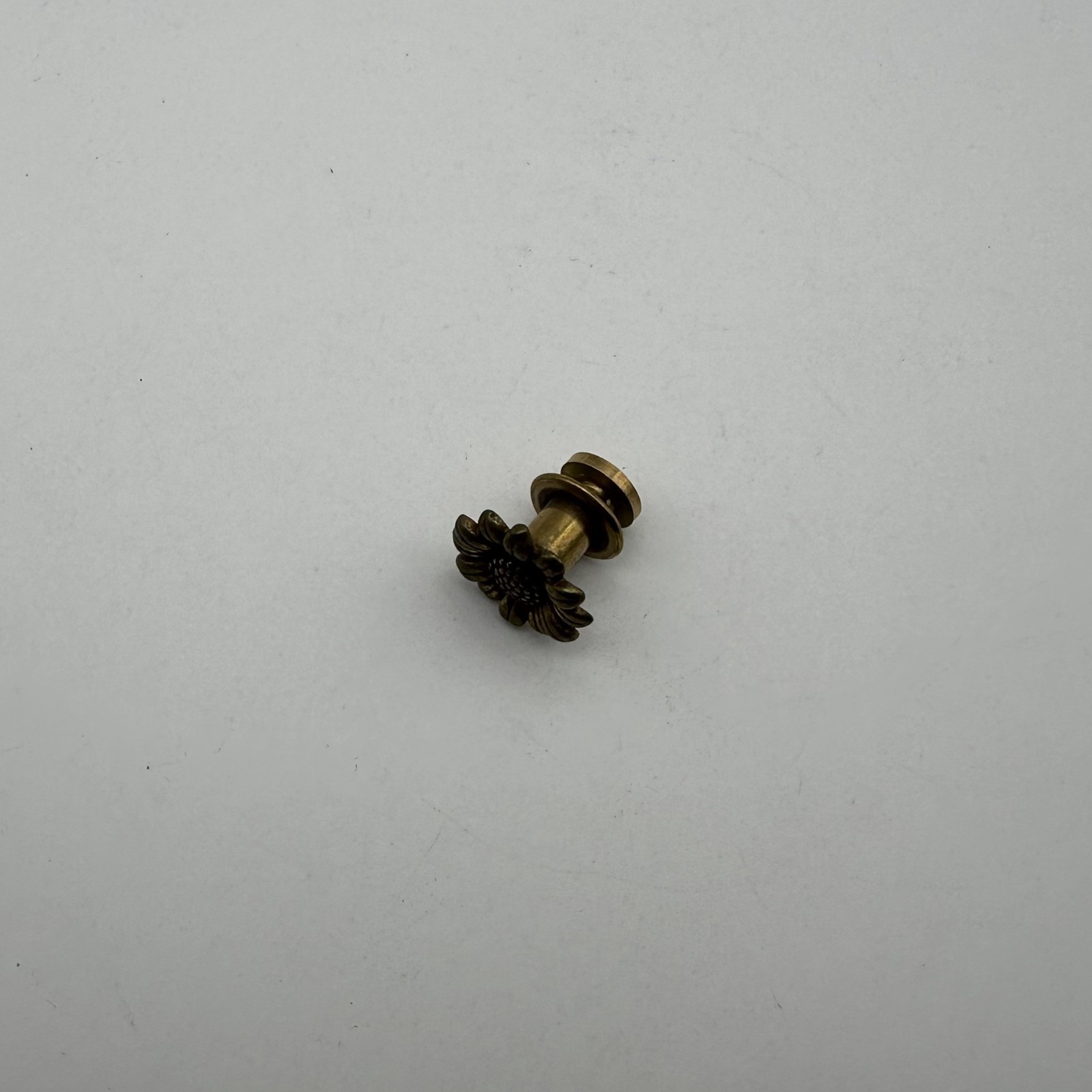 Vintage Bronze Sun Flower Button For Denim Jeans,Fabric Hats Decorative BT lot
