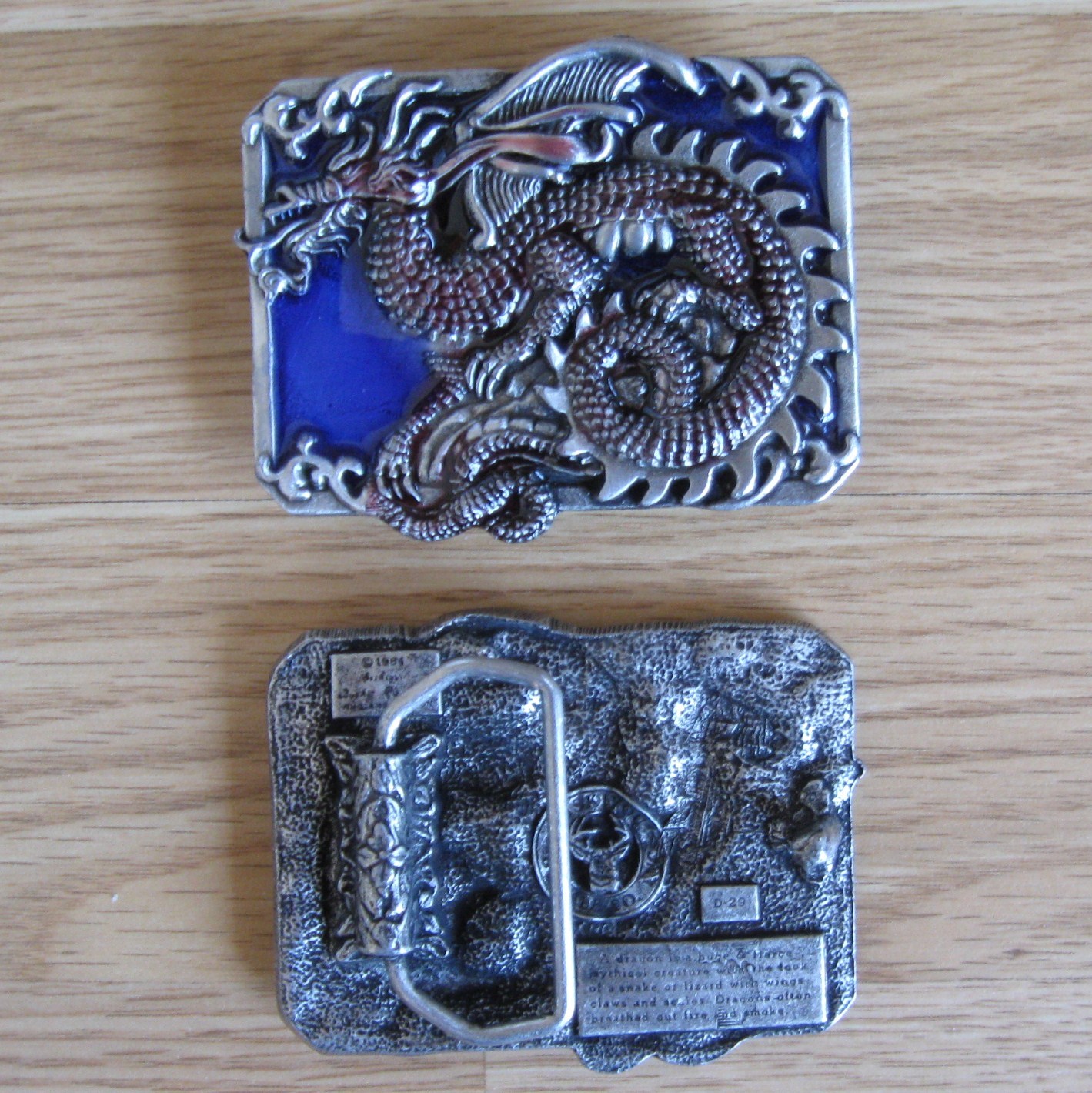 Dragon medieval belt buckle (choice colors)