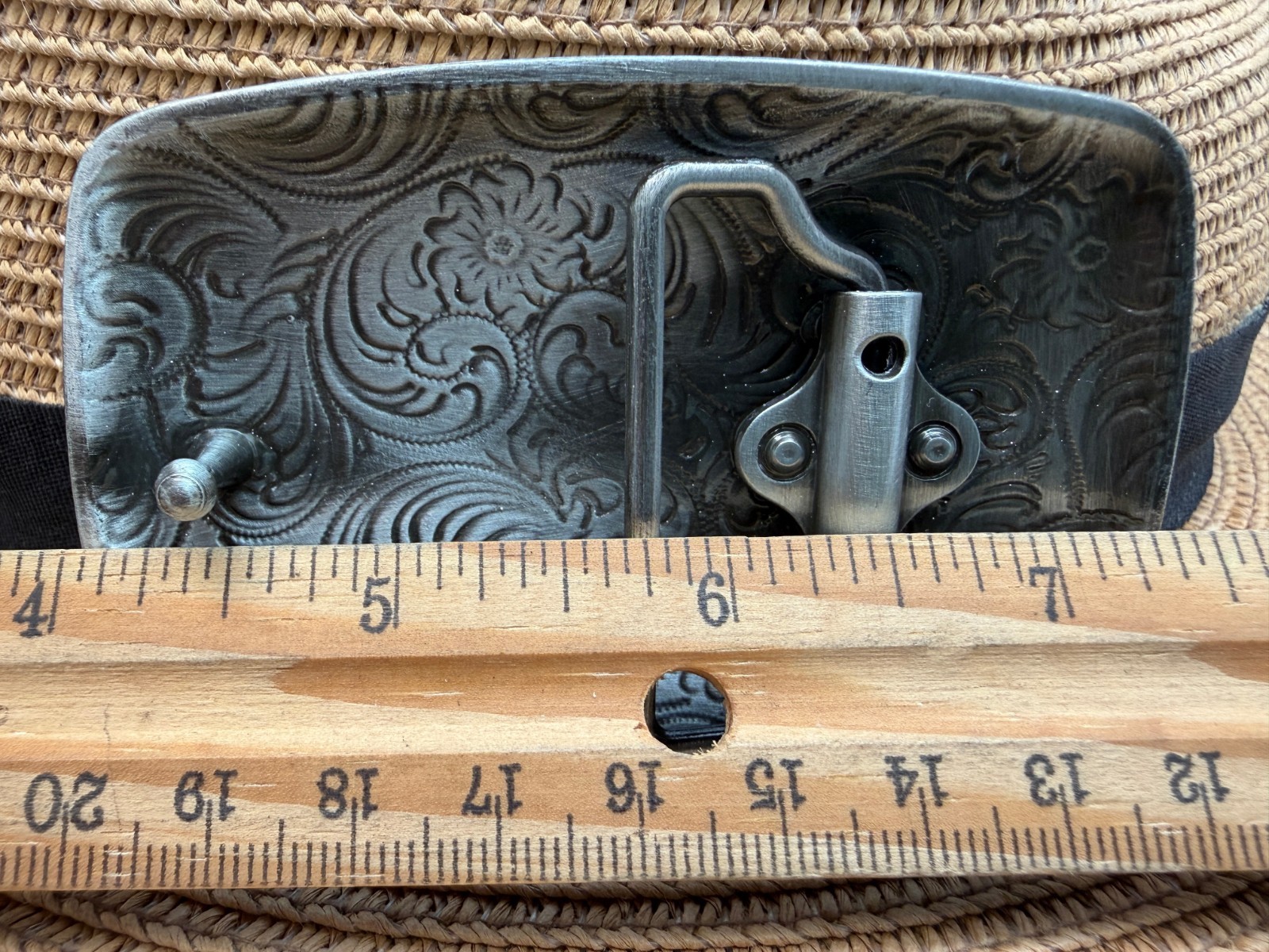 Vintage Western Cowboy Antiqued Silver Floral Belt Buckle