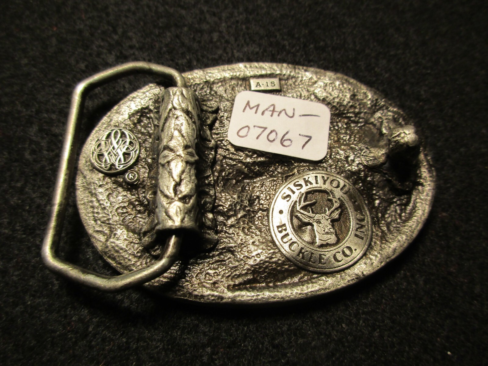 SOLID PEWTER BELT BUCKLE, « EAGLE » 3-D DESIGN, SISKIYOU CO. MAN-1222*07067