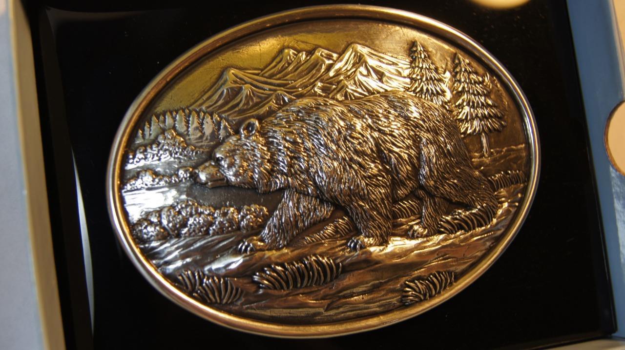 Nocona OVAL ANTIQUE SCROLL Grizzly Bear BUCKLE Belt Buckle 37045