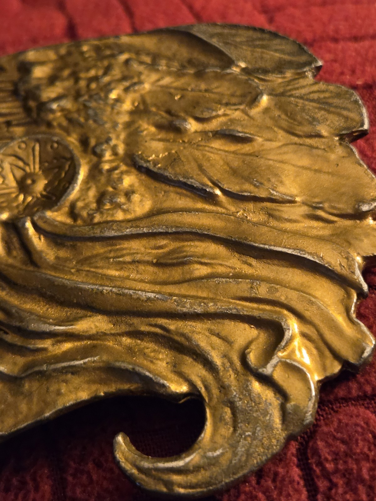 Vintage Southwestern Solid Brass Native American Headdress BELT BUCKLE 3&Prime; x 2.5&Prime;