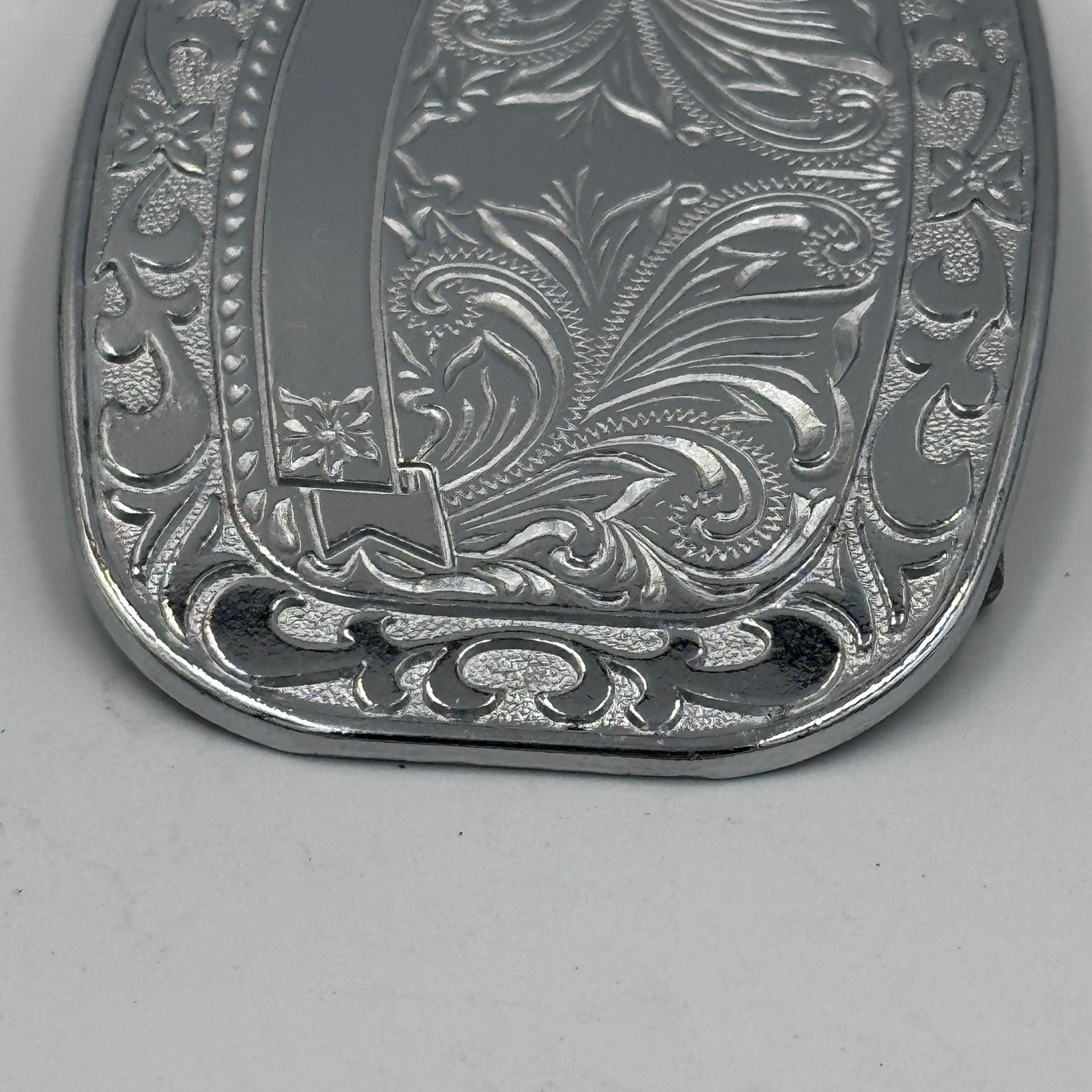 Western Floral Engraved Silver Tone Oval Belt Buckle Cowboy Scrollwork Design