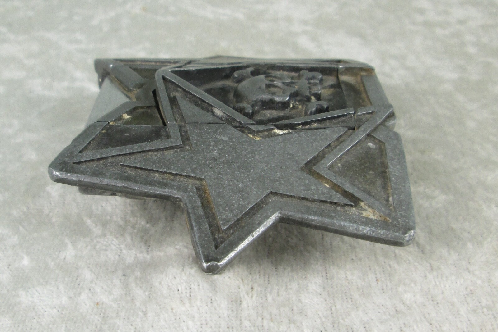 Skull Stars Belt Buckle Lighter Holder Bottle Opener Heavymetalbuckles