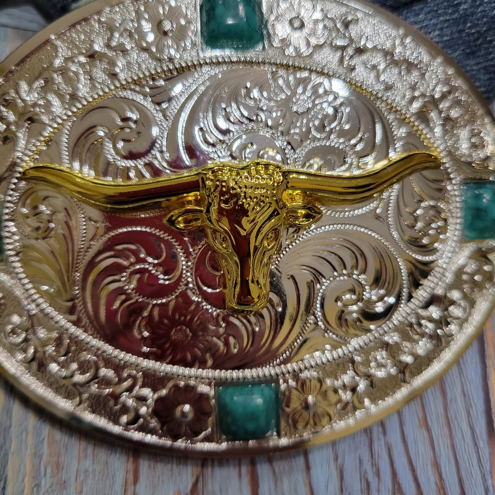 Longhorn Western belt Buckle oval Gold Silver Heavy blue stone accents