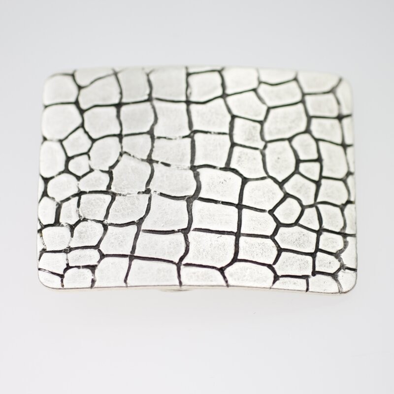 Croco Look Belt Buckle Antique Silver – Modern Minimal Design with Reptile Look