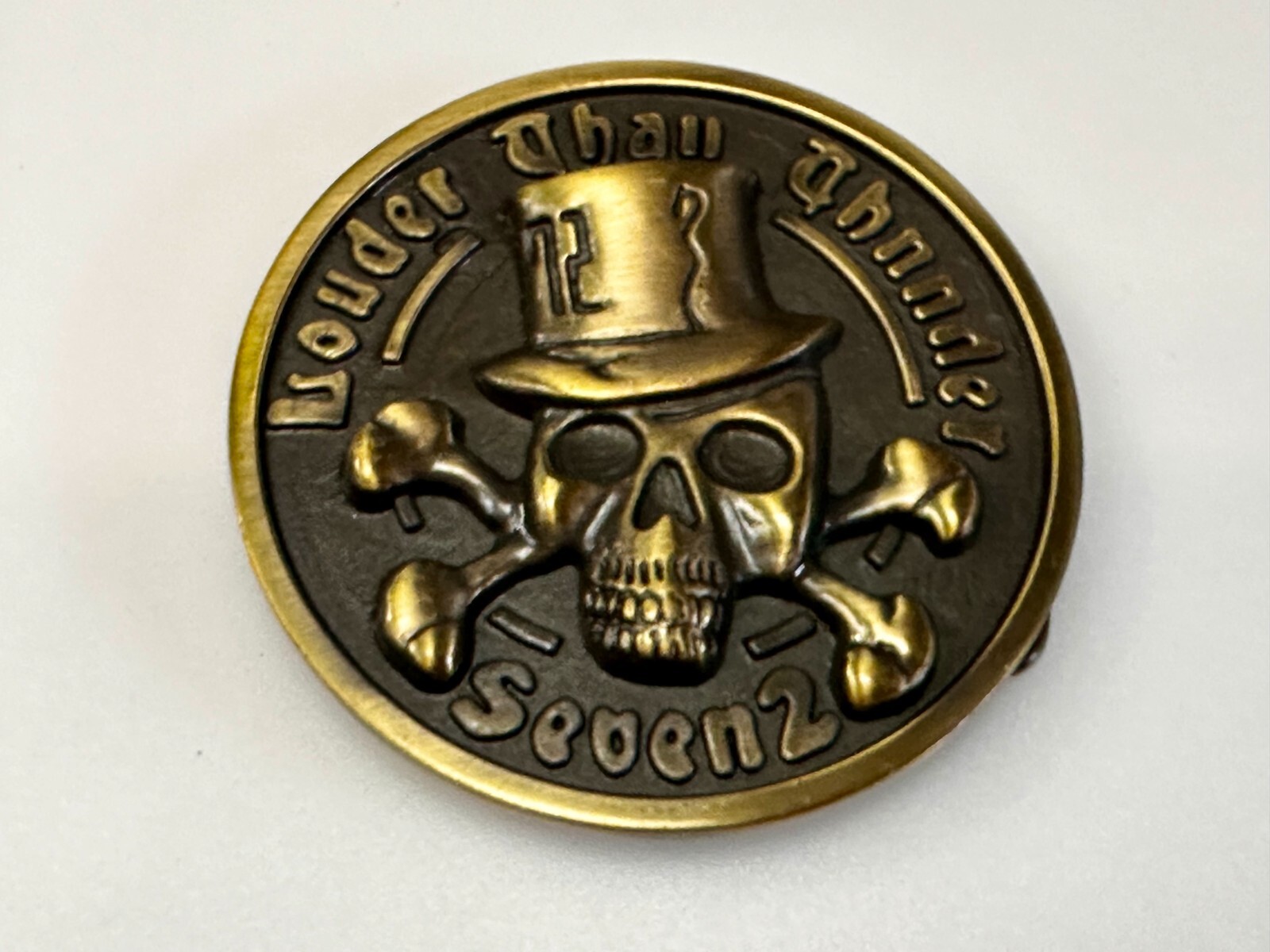 Louder Than Thunder Seven 2 Skull Head Hat Crossbones Gothic Punk Belt Buckle