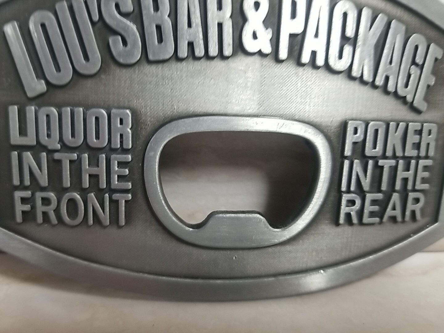 Lou&rsquo;s Bar BELT BUCKLE Poker & Liquor with Bottle Opener