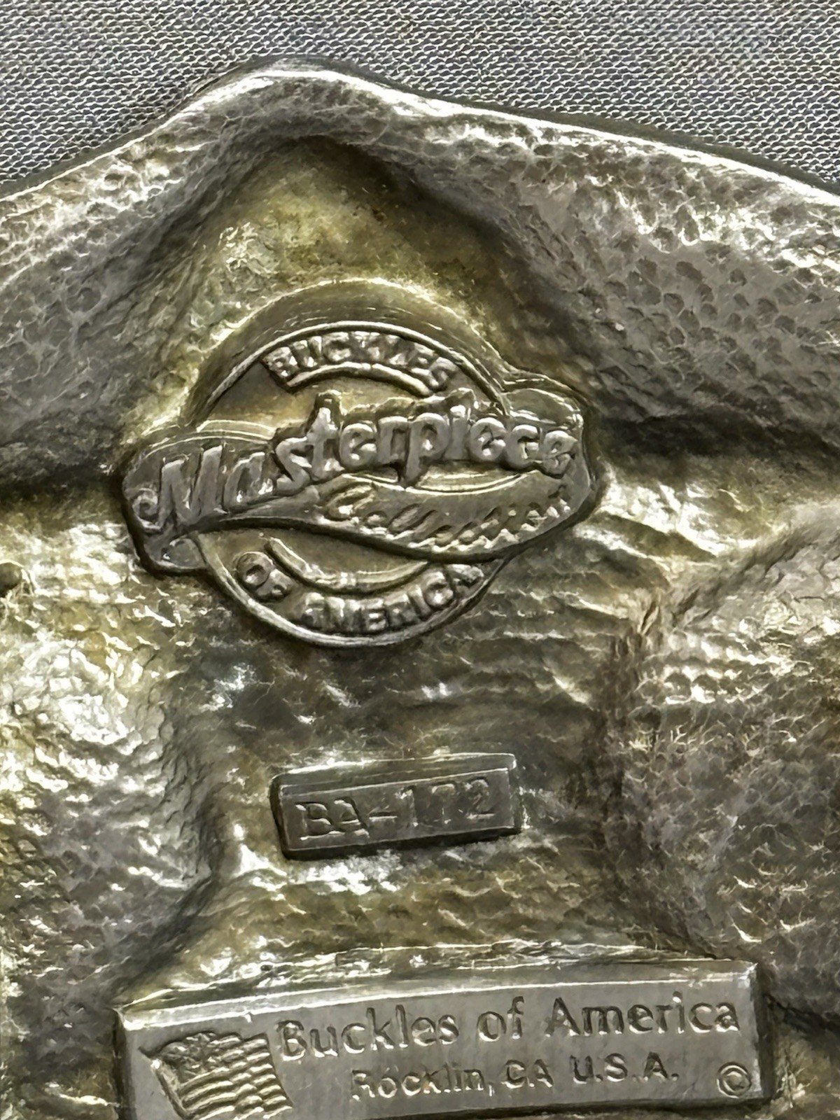 VINTAGE 1979 Belt Buckle The « DUKE » JOHN WAYNE LIVES Western Style Masterpiece