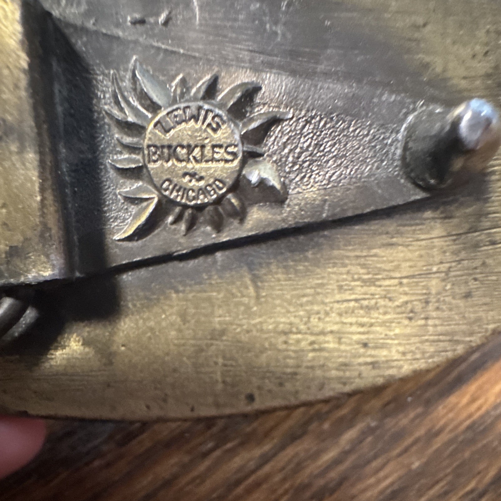 Ficca Italian Mothers & Fathers Oval Western Belt Buckle Gold Metal 1.5in Fit