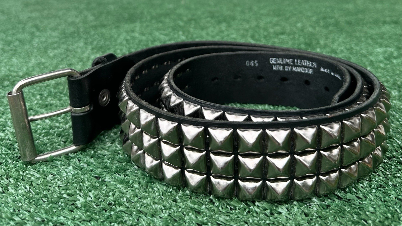 VTG 90s Manzoor Leather 3 Row Pyramid 1/2” Studded Belt Mens XL USA Made