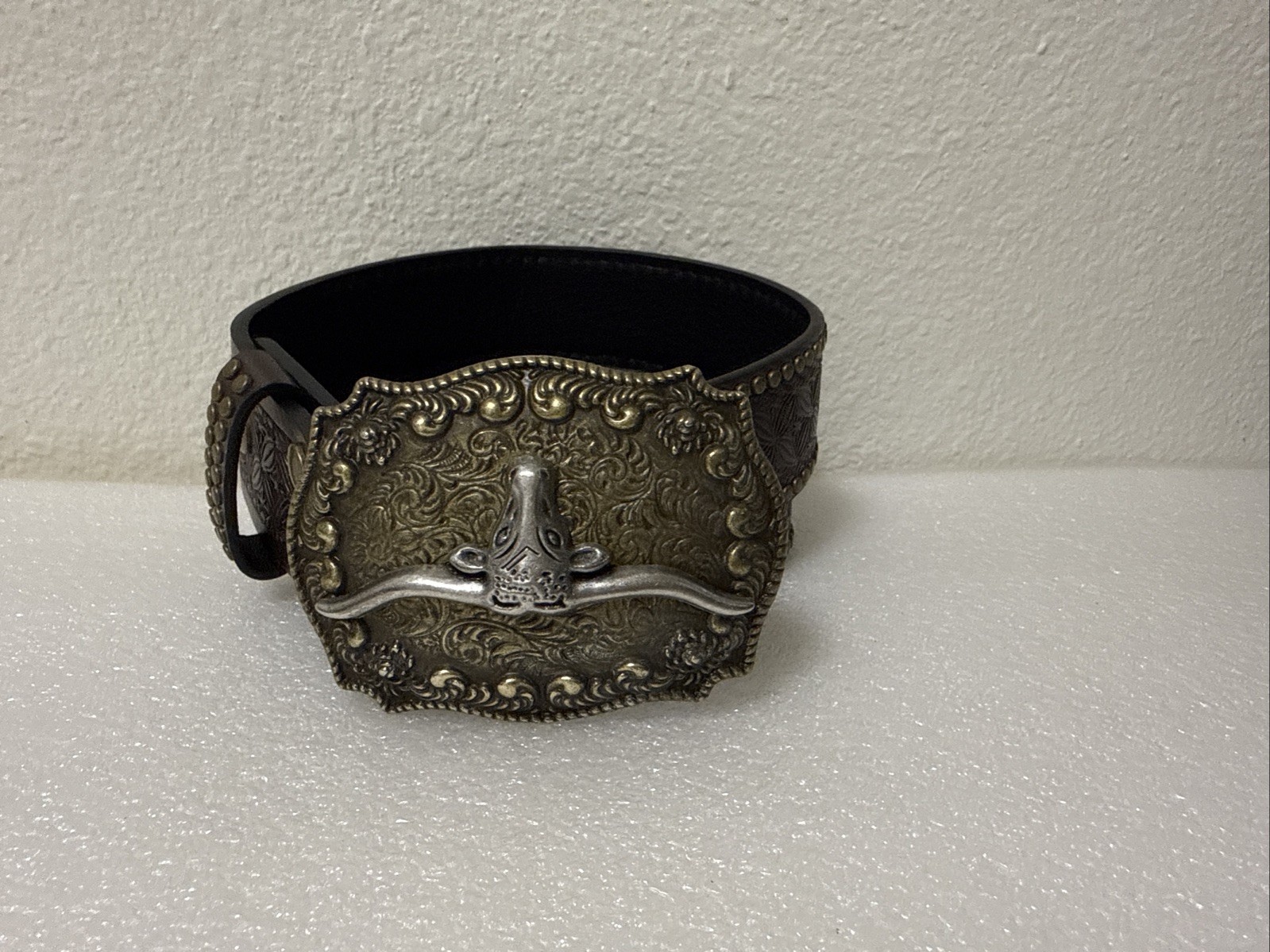 Men’s Size 33&Prime;-38&Prime; Brown Embossed Western Belt W/ Longhorn Buckle, Studded Edge