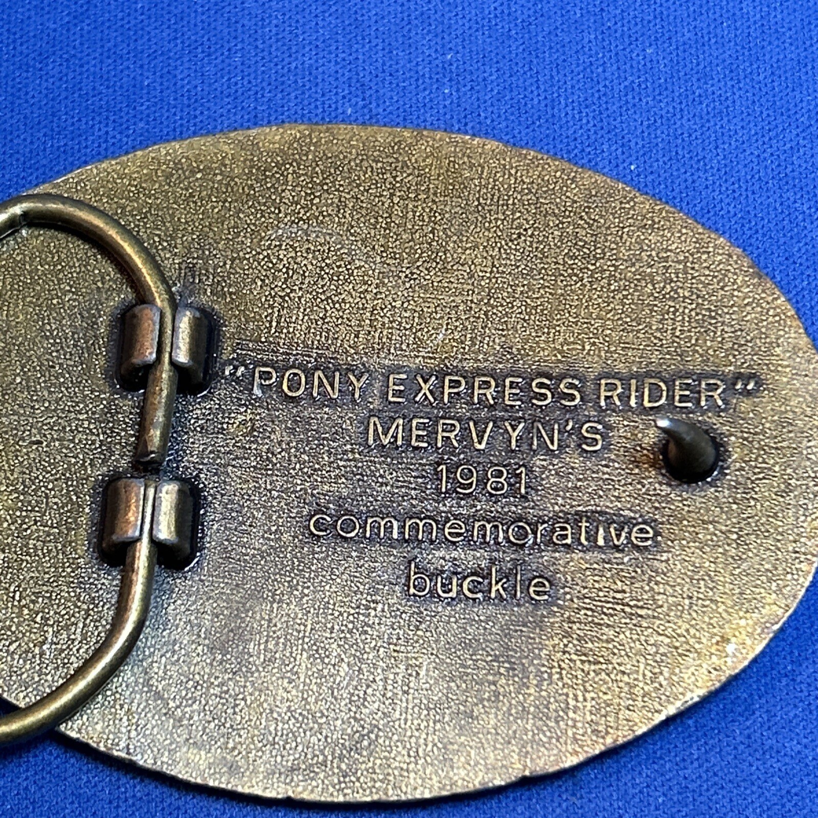 Vintage Pony Express Rider Mervyn&rsquo;s 1981 Commemorative Brass Belt Buckle