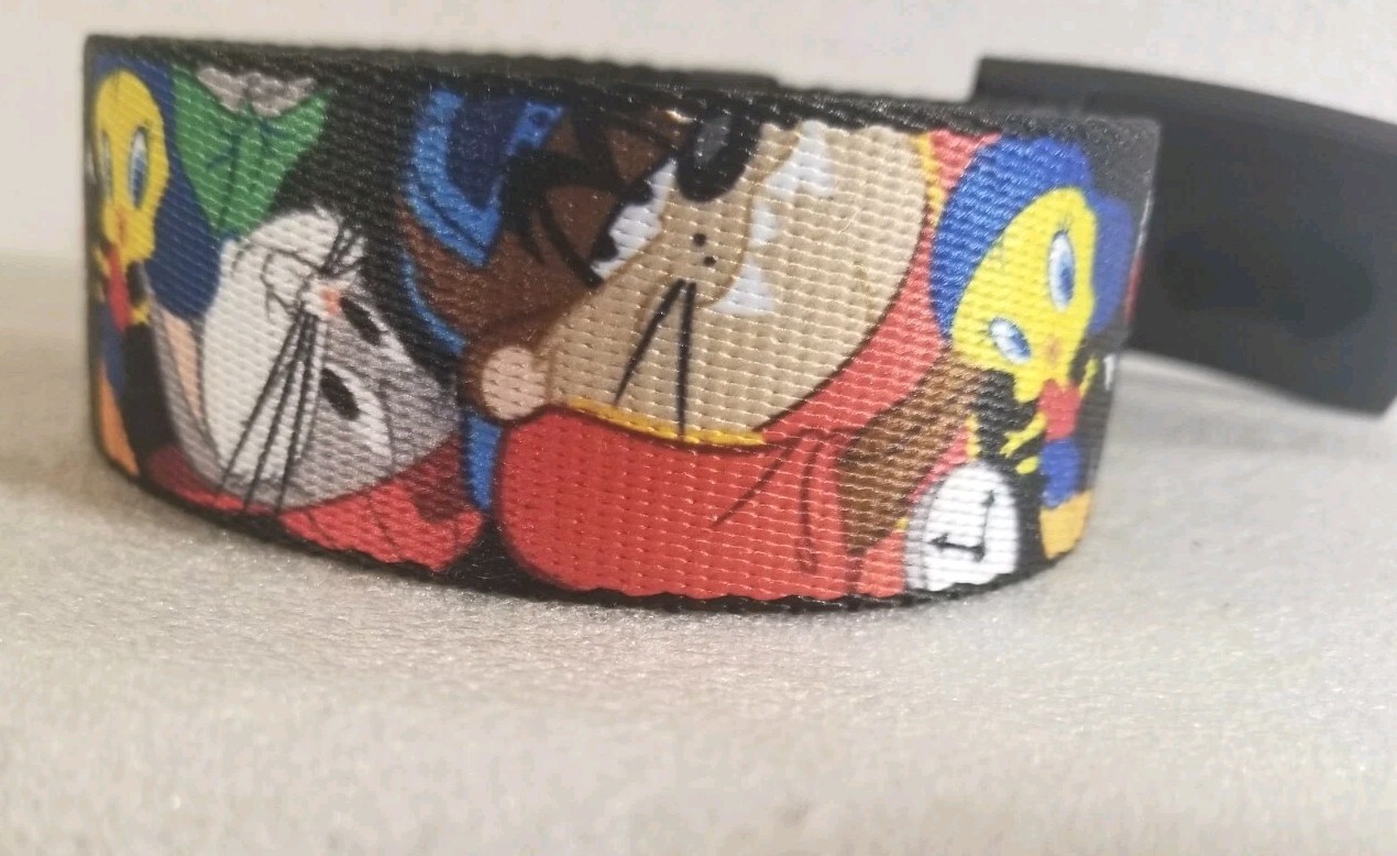Loony Toons Belt Taz, Bugs, Tweety, Marvin, Sylvester Web Belt 36&Prime; Black Buckle