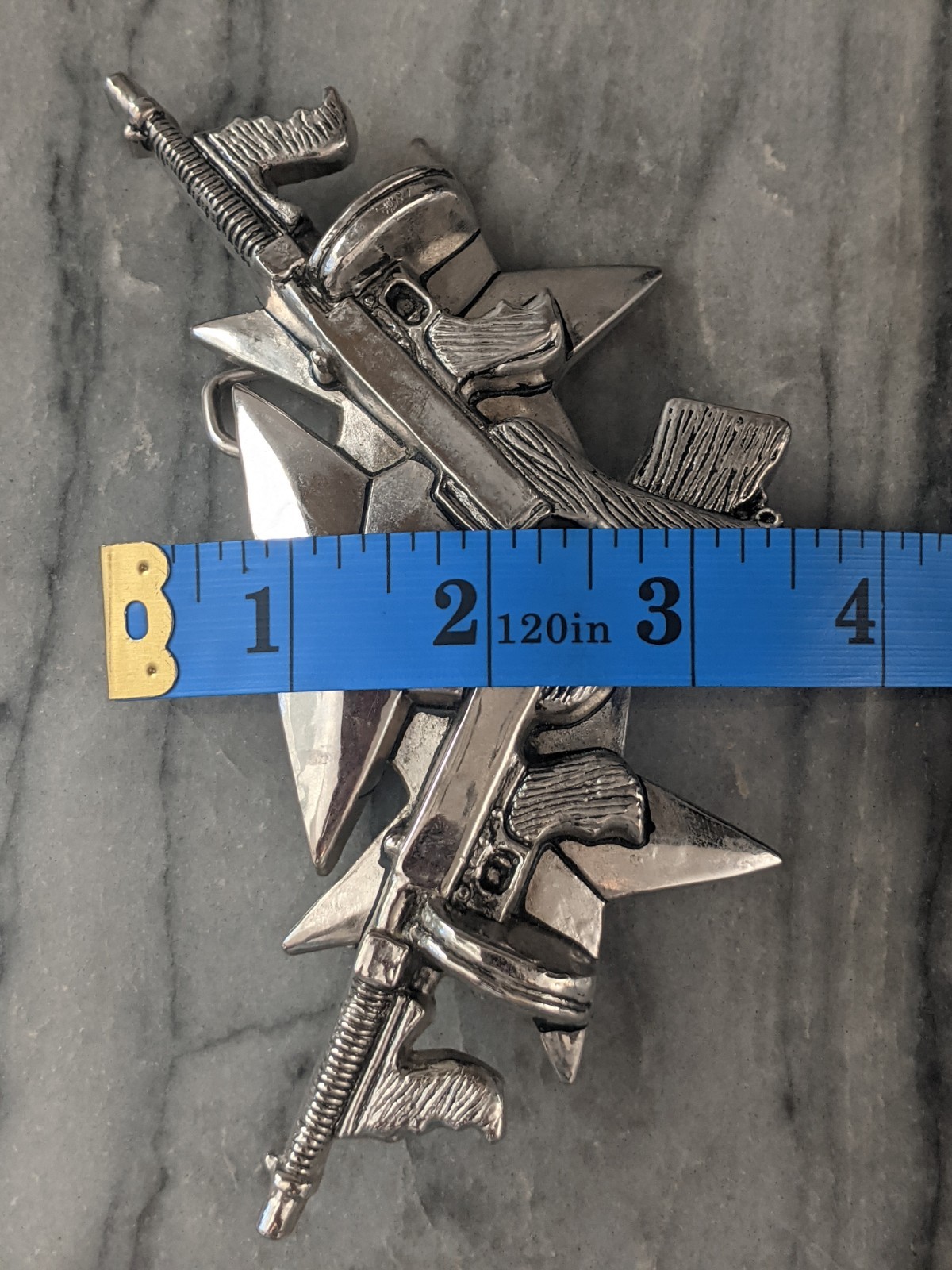 Star & Guns Firearms Tommy Gun Sub Machines Silver Chrome Belt Buckle Hot Topic?