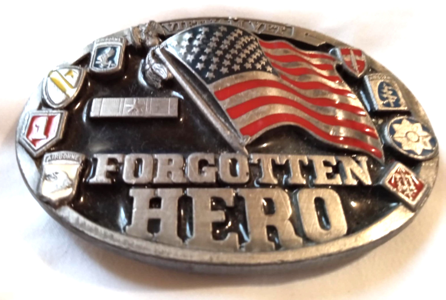 Vintage C+J 1987 Vietnam Vet « Forgotten Hero » Enamel Belt Buckle CJ1468 USA 7